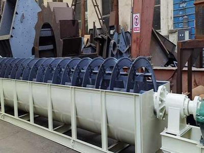 Utilization of grinding aids in dry horizontal stirred milling